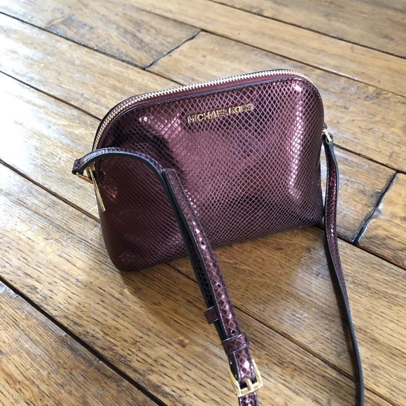 NWT Michael Kors embossed leather Emmy crossbody - Picture 2 of 7